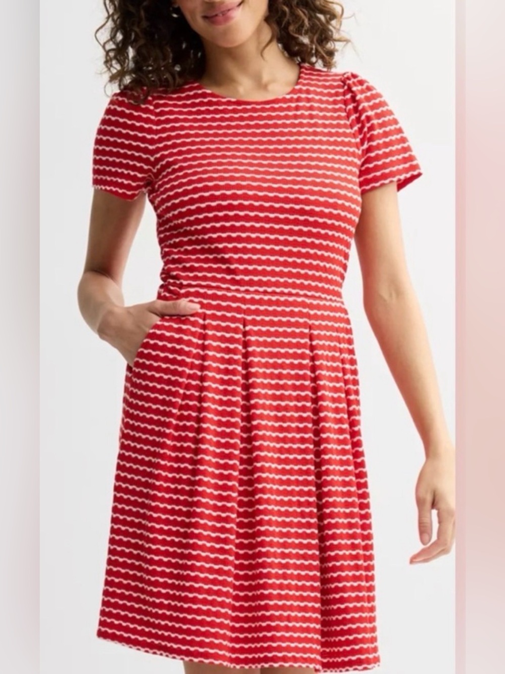 Draper James Short-Sleeve Knit Tee Dress/ SIze SM NWOT red and white